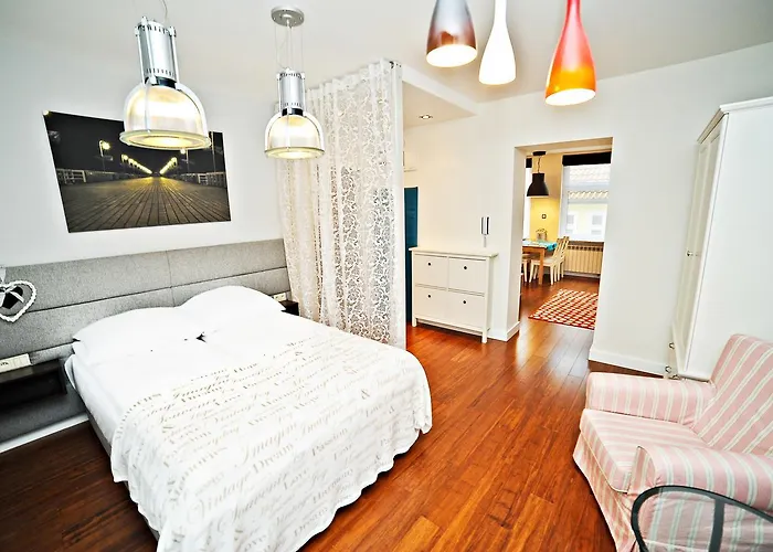 Amber Apartment By Grand Apartments